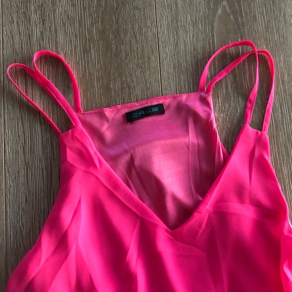 Vibrant pink dress - Picture 2 of 2